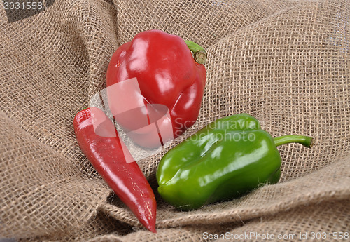 Image of Pepper on jute