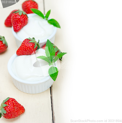 Image of organic Greek yogurt and strawberry