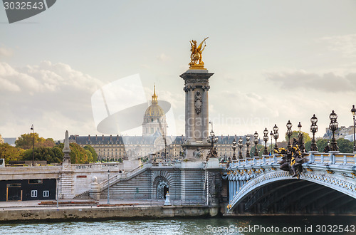 Image of Alexander III bridge in Paris