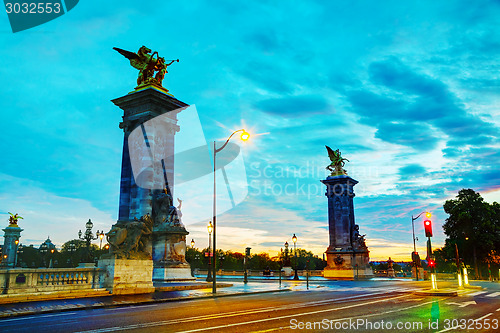 Image of Aleksander III bridge in Paris