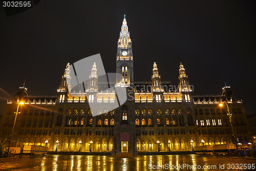 Image of Rathaus building in Vienna, Austria