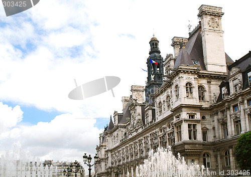 Image of Hotel de Ville in Paris