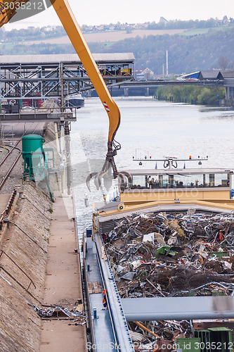 Image of Barge being loaded or offloaded