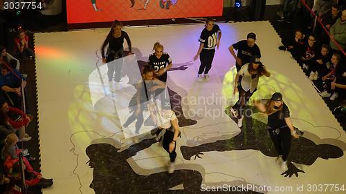 Image of Children participating in "Dancing tournament" 