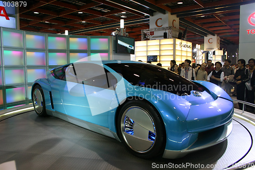 Image of Toyota concept car on the Taipei 2004 motor show