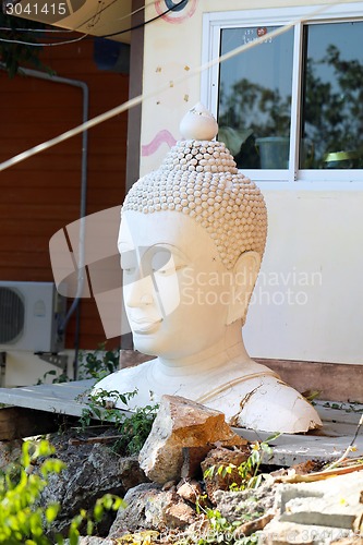 Image of buddha statue