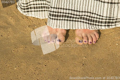 Image of female feet.
