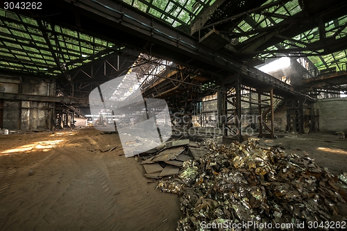 Image of Large industrial hall under construction