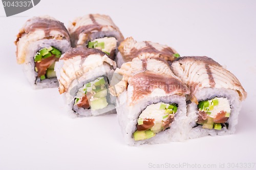 Image of eel sushi roll 