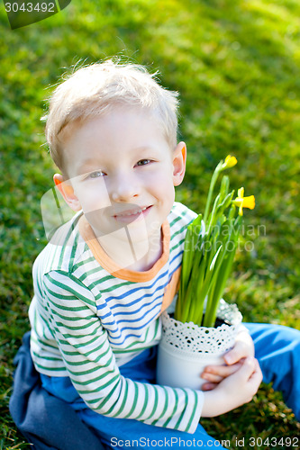 Image of kid at spring