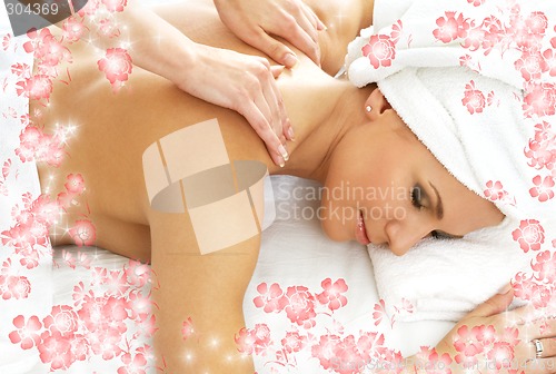 Image of massage with flowers #2