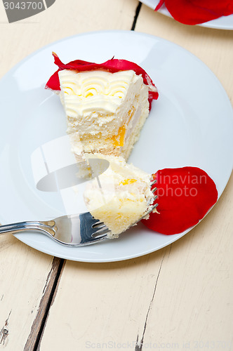 Image of whipped cream mango cake