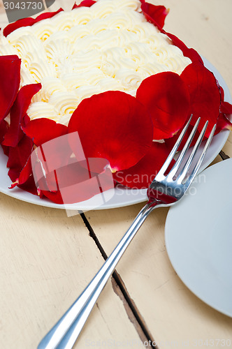 Image of whipped cream mango cake