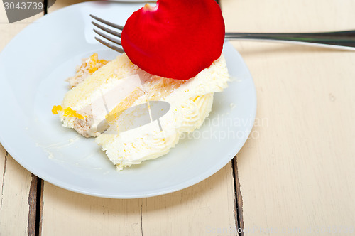 Image of whipped cream mango cake