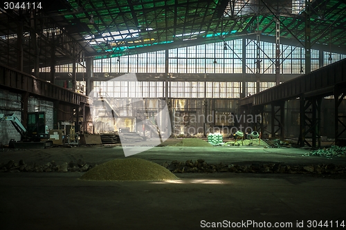 Image of Large industrial hall under construction