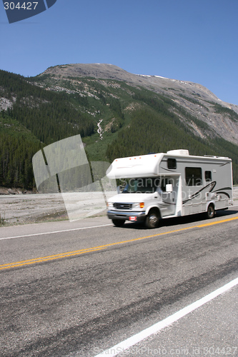 Image of RV in Canadian Rockies