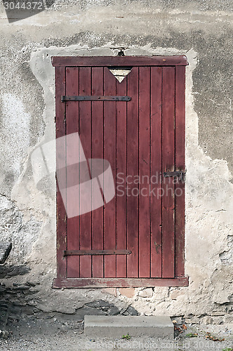 Image of Old door.