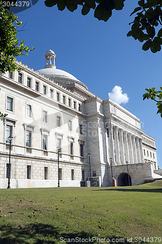 Image of Capitol of Puerto Rico.