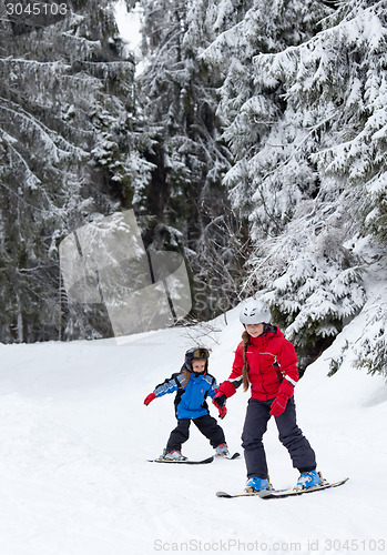 Image of Children skiing