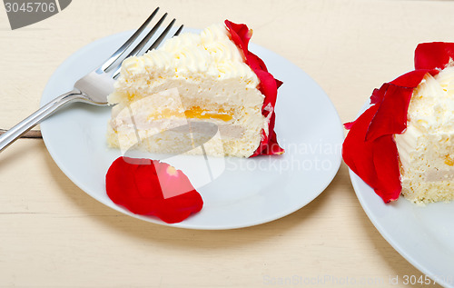 Image of whipped cream mango cake
