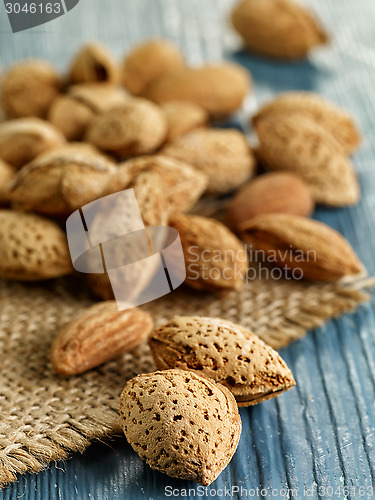 Image of roasted almond nuts