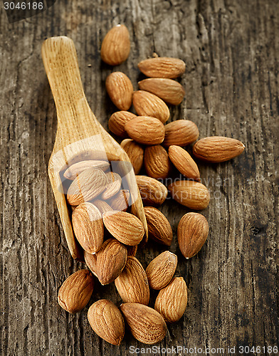 Image of almond nuts