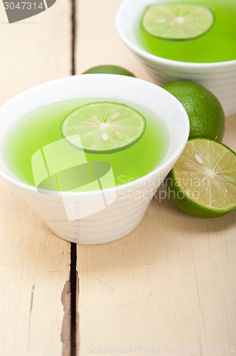 Image of green lime lemonade 