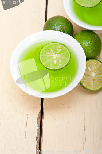 Image of green lime lemonade 