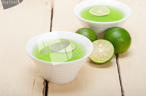 Image of green lime lemonade 