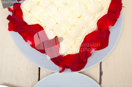 Image of whipped cream mango cake