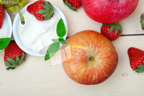 Image of fruits and yogurt 