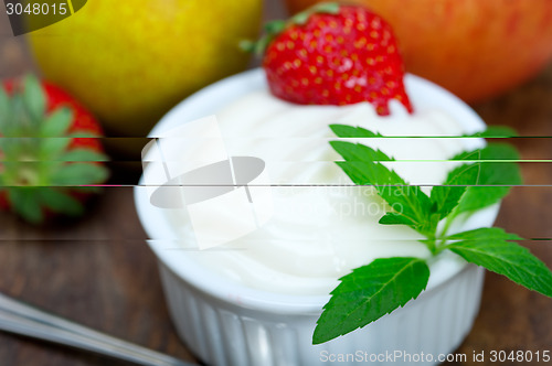 Image of fruits and yogurt 