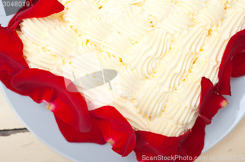 Image of whipped cream mango cake