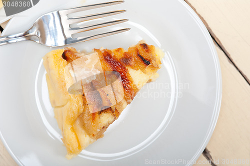 Image of fresh pears pie