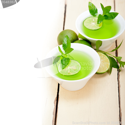 Image of mint infusion tea tisane with lime