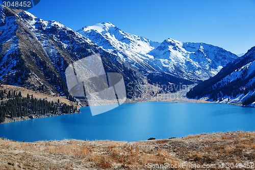 Image of Moraine Lake, Canada