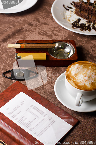 Image of restaurant table