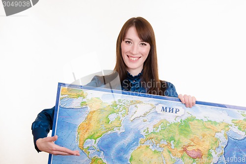 Image of Young girl offers to travel
