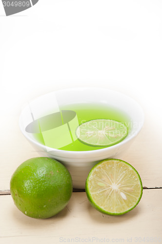 Image of green lime lemonade 