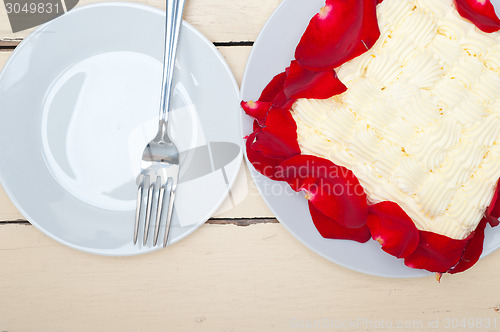 Image of whipped cream mango cake