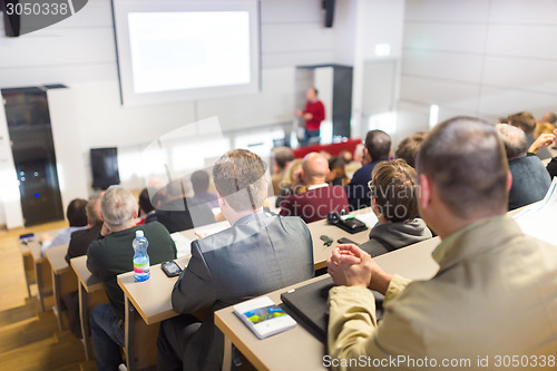 Image of Faculty lecture and workshop.