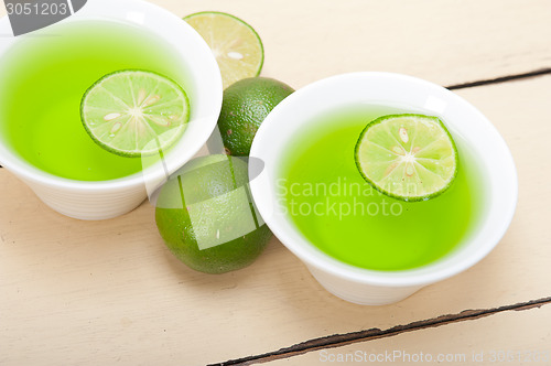 Image of green lime lemonade 