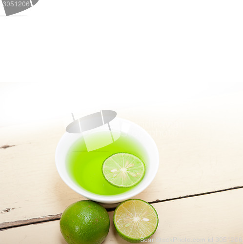 Image of green lime lemonade 