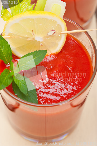 Image of fresh tomato juice
