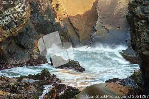 Image of Waves at Sugarloaf Point Sea Chasm Cave