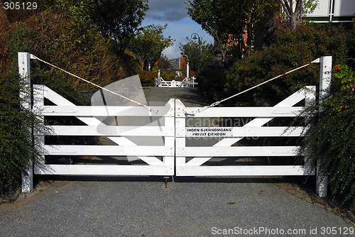 Image of Entrance, Doors with sign