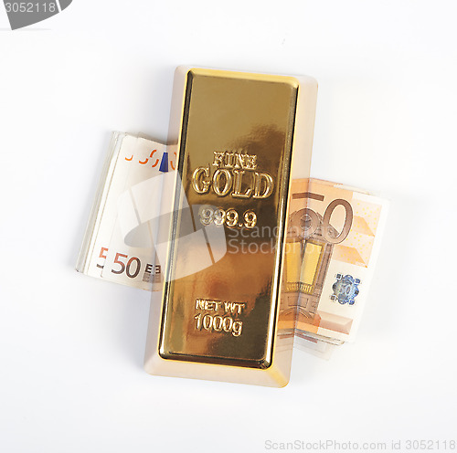Image of money and gold
