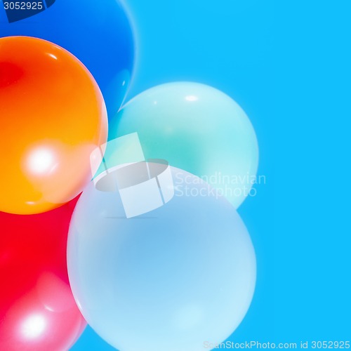 Image of balloons on the sky