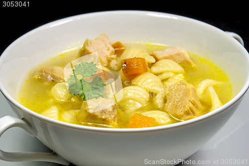 Image of Chicken soup with noodles