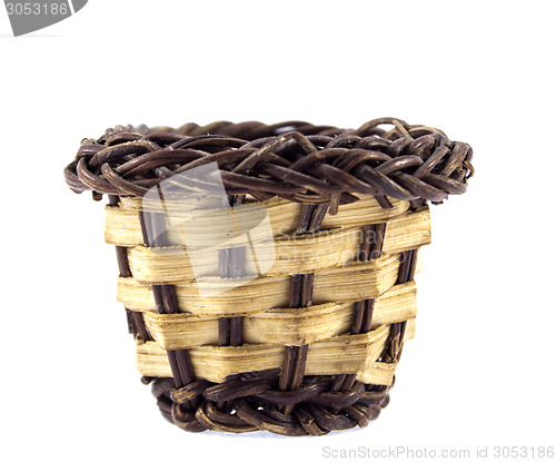 Image of empty wicker basket 